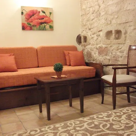 Artemisia 3* Puntarazzi